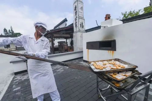 今早這則廣告火了 很多杭州人刷屏支持 堅(jiān)持住啊,大家一起來(lái)幫忙